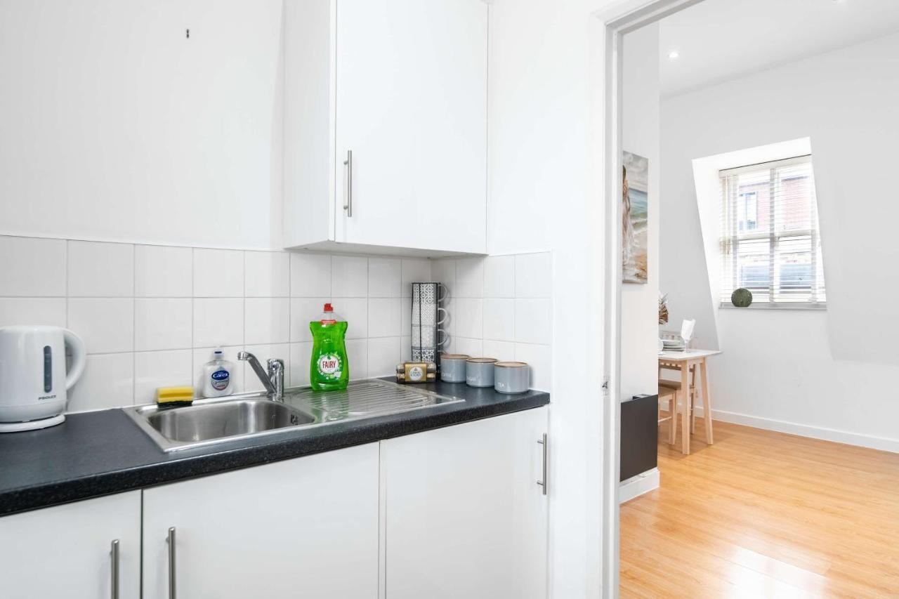 Livestay-Fabulous One Bed Apartments On Covent Garden Лондон Экстерьер фото