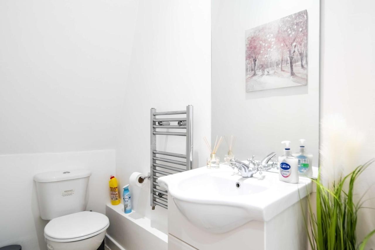 Livestay-Fabulous One Bed Apartments On Covent Garden Лондон Экстерьер фото